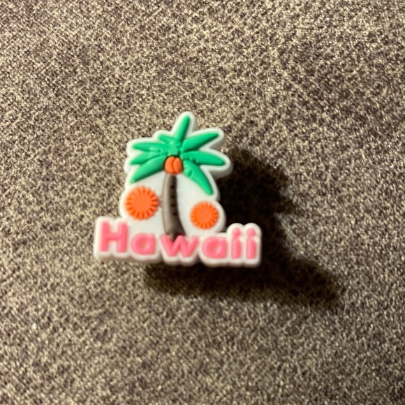 Jibbitz Hawaii Palm Tree Charm - Green, Orange, Pink - Picture 1 of 3